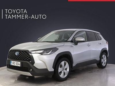 Käytetty Toyota Corolla Cross Active 197 HP (144 kW) 2023 Hopea Katumaasturi