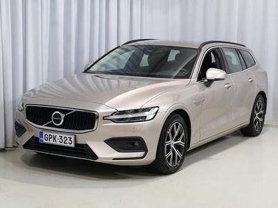 Käytetty 2023 Volvo V60 Business Edition Farmari | 33 900 € (Hieman kallis)