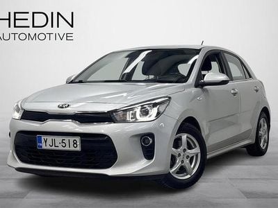 Käytetty Kia Rio EX 99 HP (72 kW) 2017 Hopea Viistoperä