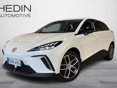Valkoinen Uusi 2025 MG MG4 EV Luxury Viistoperä | 36 900 € (Kallis)