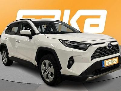 Käytetty Toyota RAV4 Hybrid Premium 222 HP (163 kW) 2022 Katumaasturi