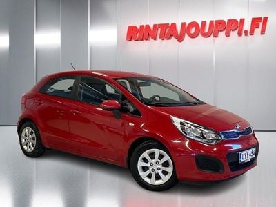 Käytetty Kia Rio LX 86 HP (63 kW) 2015 Viistoperä