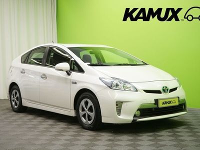 käytetty Toyota Prius Phev Linea Sol