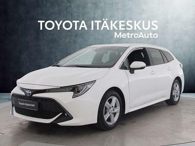 Valkoinen Käytetty 2023 Toyota Corolla Edition Farmari | 26 290 € (Perustarjous)