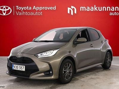 Käytetty Toyota Yaris Plus 114 HP (83 kW) 2025 Ruskea (beige) Viistoperä