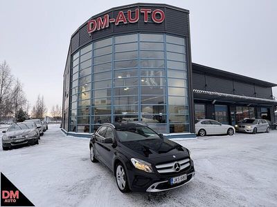 Musta Käytetty 2016 Mercedes GLA220 Katumaasturi | 16 350 €