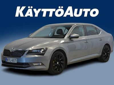 Käytetty Skoda Superb Style 150 HP (110 kW) 2016 Harmaa Sedan