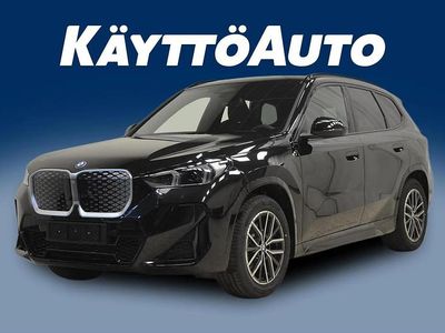 Uusi BMW iX1 M Sport 230 kW (313 HP) 2026 Saphir schwarz Katumaasturi