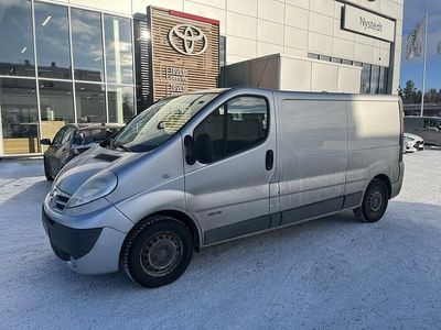 Käytetty Nissan Primastar Comfort 114 HP (83 kW) 2011 Tila-auto