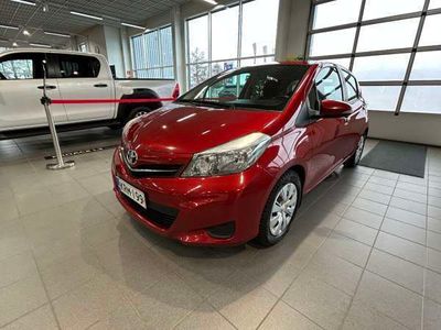 käytetty Toyota Yaris 1,3 VVT-i Linea Terra 5ov Alustasuojattu, Ilmastointi!