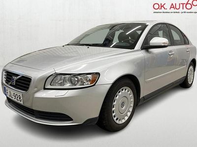 Harmaa Käytetty 2009 Volvo S40 Sedan | 5 900 € (Hieman kallis)