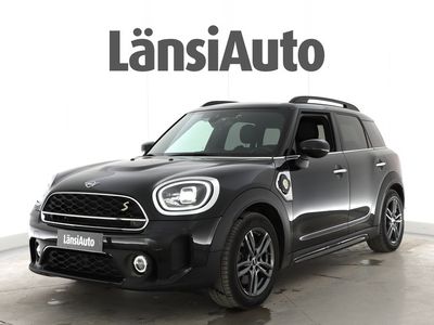 käytetty Mini Cooper Countryman SE ALL4 A / Navi / Led-ajovalot / Puolinahkaverhoilu / Huippu siisti /