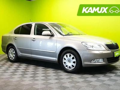 Käytetty Skoda Octavia Ambiente 105 HP (77 kW) 2011 Sedan