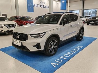 Käytetty Volvo XC40 Plus 211 HP (155 kW) 2024 Katumaasturi