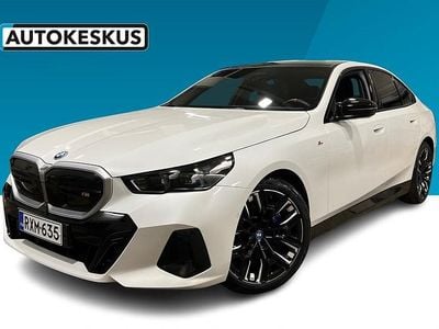 Valkoinen Käytetty 2024 BMW i5 Sedan | 73 900 € (Perustarjous)