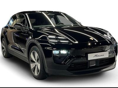 Uusi Porsche Macan 295 kW (402 HP) 2026 Musta Katumaasturi