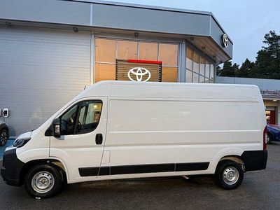 Valkoinen Uusi 2025 Toyota Proace Comfort Tila-auto | 49 900 € (Kallis)