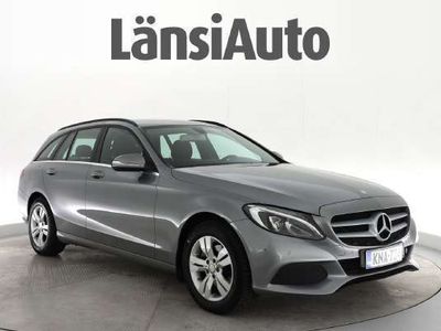 käytetty Mercedes C220 d T A Premium Business ** Vetokoukku / Navigointi / Tutkat / Sporttipenkit / Vakkari ** **** Tähän autoon jopa 84 kk rahoitusaikaa Nordealta ****