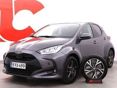 Harmaa Käytetty 2024 Toyota Yaris Edition Viistoperä | 23 290 € (Hieman kallis)