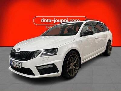 Käytetty 2017 Skoda Octavia RS Farmari | 18 900 € (Hieman kallis)