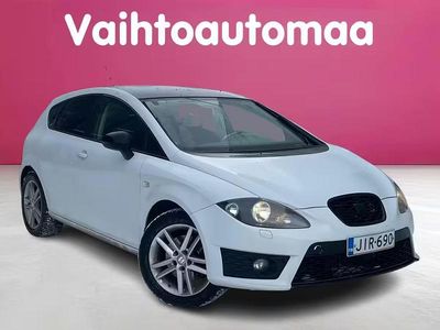 Käytetty Seat Leon Style 166 HP (122 kW) 2011 Musta Viistoperä