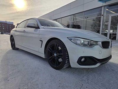 Käytetty BMW 430 Gran Coupé Sport Line 258 HP (189 kW) 2016 Valkoinen Coupe - kaksiovinen