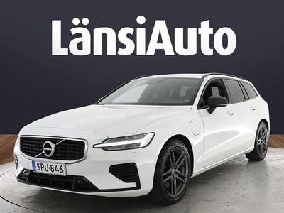 Käytetty Volvo V60 Comfort 340 HP (250 kW) 2020 Valkoinen Farmari