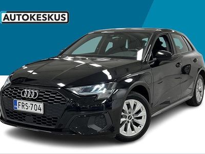 Musta Käytetty 2022 Audi A3 Sportback e-tron Business Viistoperä | 25 390 € (Hieman kallis)