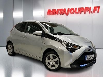 Käytetty Toyota Aygo X-play 72 HP (52 kW) 2018 Viistoperä