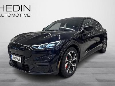 Musta Käytetty 2025 Ford Mustang Mach-E Premium Katumaasturi | 63 900 €