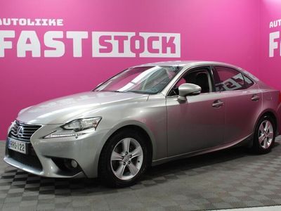 Lexus IS300h