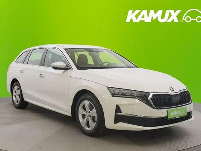 Valkoinen Käytetty 2025 Skoda Octavia Selection Farmari | 32 900 € (Hieman kallis)