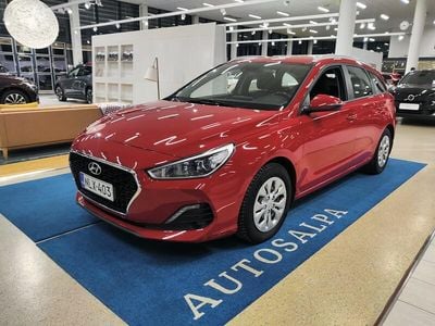 Käytetty Hyundai i30 120 HP (88 kW) 2019 Punainen Farmari