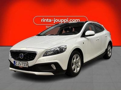 Valkoinen Käytetty 2014 Volvo V40 Ocean Race Viistoperä | 13 680 € (Hieman kallis)