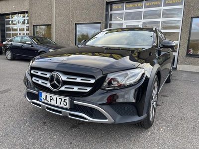 käytetty Mercedes E400 340 HV ALLTERRAIN 4MATIC NAHKASISUSTUS WEBASTO 360 KAMERA LED VETOKOUKKU NAVIGOINTI