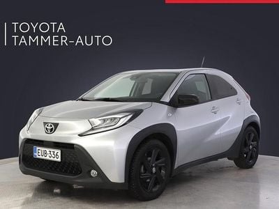 1l0 Käytetty 2022 Toyota Aygo X Multidrive S Katumaasturi | 13 980 € (Perustarjous)