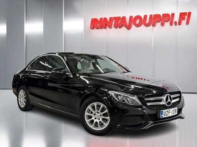 Käytetty Mercedes A180 Business 156 HP (114 kW) 2015 Musta Sedan