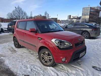 Käytetty Kia Soul EX 140 HP (102 kW) 2013 Punainen Katumaasturi