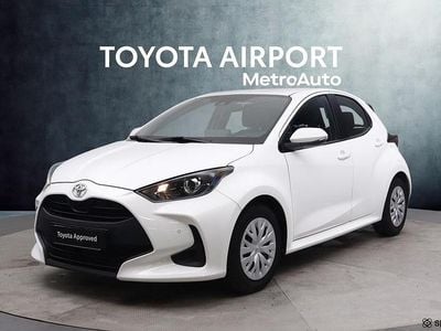 Käytetty Toyota Yaris Life 72 HP (52 kW) 2022 Valkoinen Viistoperä