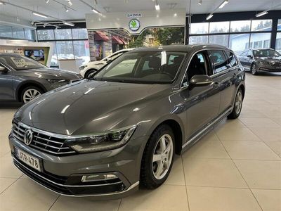 käytetty VW Passat Sedan Highline 2,0 TDI 140 kW (190 hv) 4MOTION DSG-automaatti R-line *Webasto / Vetokoukku*