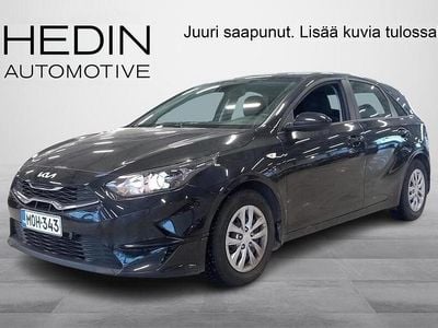 Käytetty Kia Ceed LX 120 HP (88 kW) 2022 Musta Viistoperä