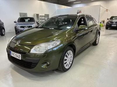 Käytetty 2010 Renault Mégane III Expression Farmari | 2 590 €