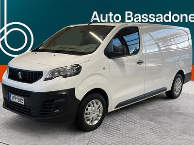 Käytetty Peugeot Expert 144 HP (105 kW) 2022 Van