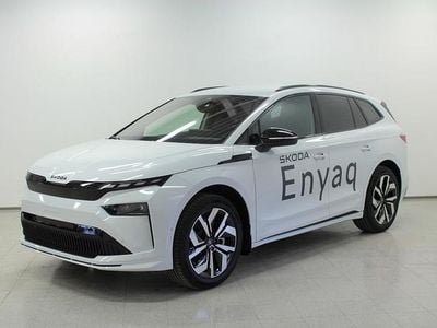 Käytetty Skoda Enyaq iV SportLine 210 kW (286 HP) 2025 Valkoinen Katumaasturi