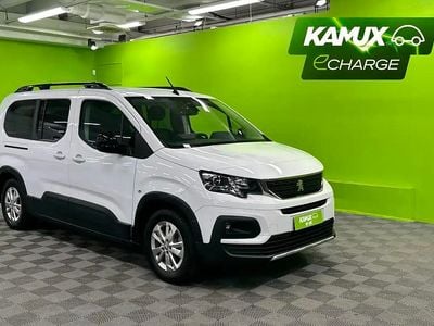 Käytetty Peugeot e-Rifter 100 kW (136 HP) 2023 Icy white paint/standard flat ext trim type Tila-auto