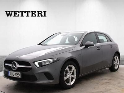 Käytetty Mercedes A250 Business 160 HP (117 kW) 2021 Harmaa Viistoperä