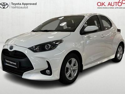 Käytetty Toyota Yaris Hybrid Active 116 HP (85 kW) 2023 Valkoinen Viistoperä