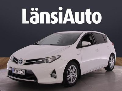 Käytetty 2015 Toyota Auris Hybrid Active Viistoperä | 13 390 € (Perustarjous)