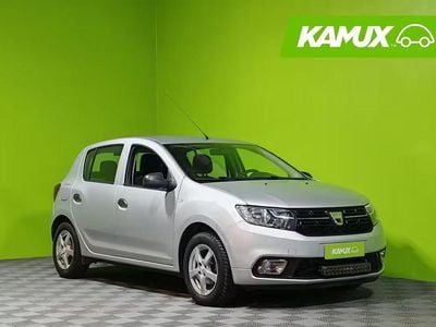 Käytetty Dacia Sandero Ambiance 90 HP (66 kW) 2018 Hopea / harmaa Sedan