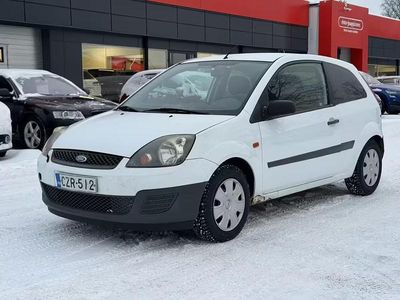 Käytetty Ford Fiesta 68 HP (50 kW) 2007 Van
